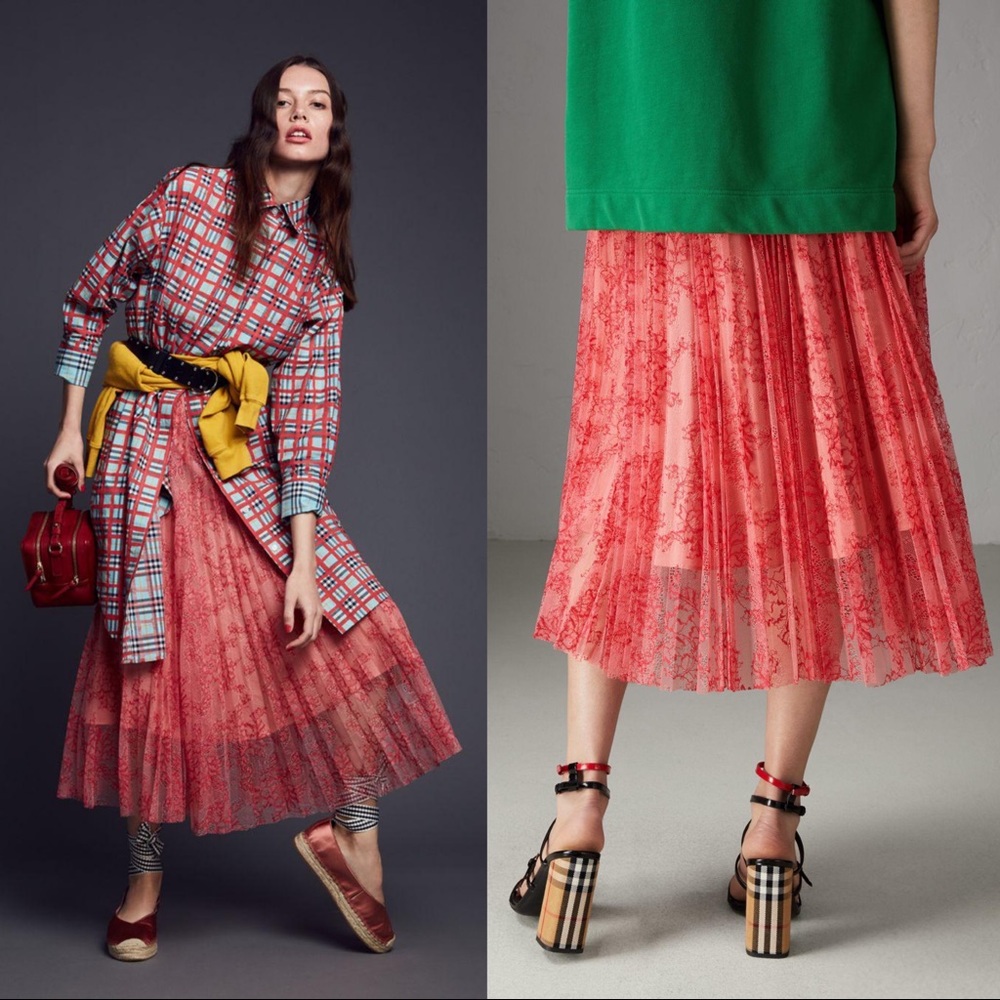 NWT Burberry Wilton Lace Pleated Midi Skirt